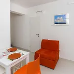 Posta - Comfort One-bedroom With Terrace And Sea View - 6 Saplunara