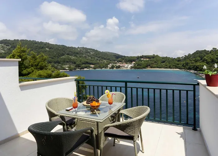 Posta - Comfort One-bedroom With Terrace And Sea View - 6 Apartment Saplunara